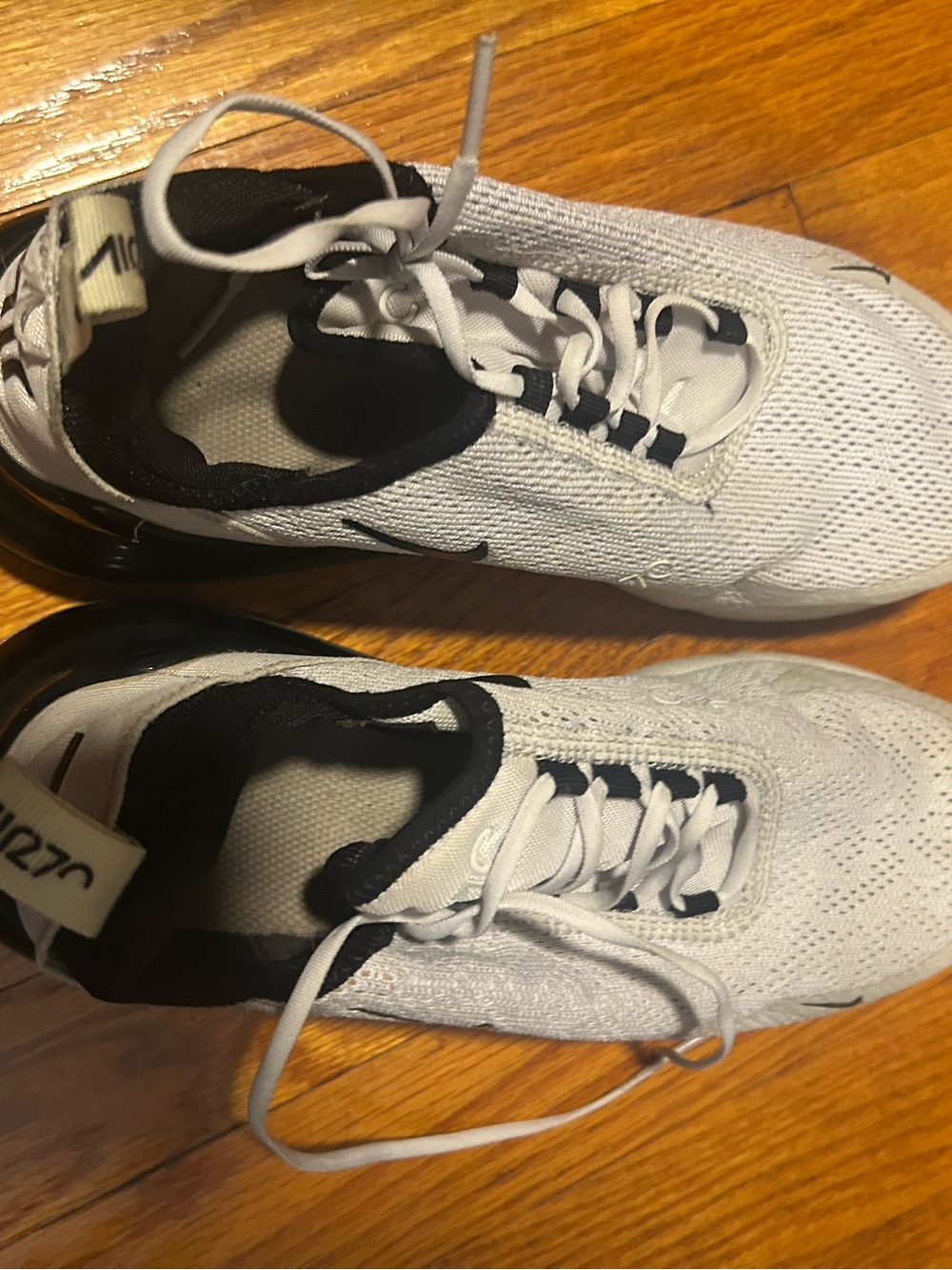Nike Women's White and Black Athletic Sneakers